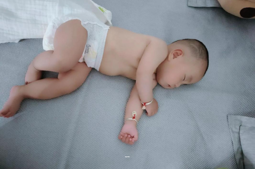七台河宝宝大便干拉不出来